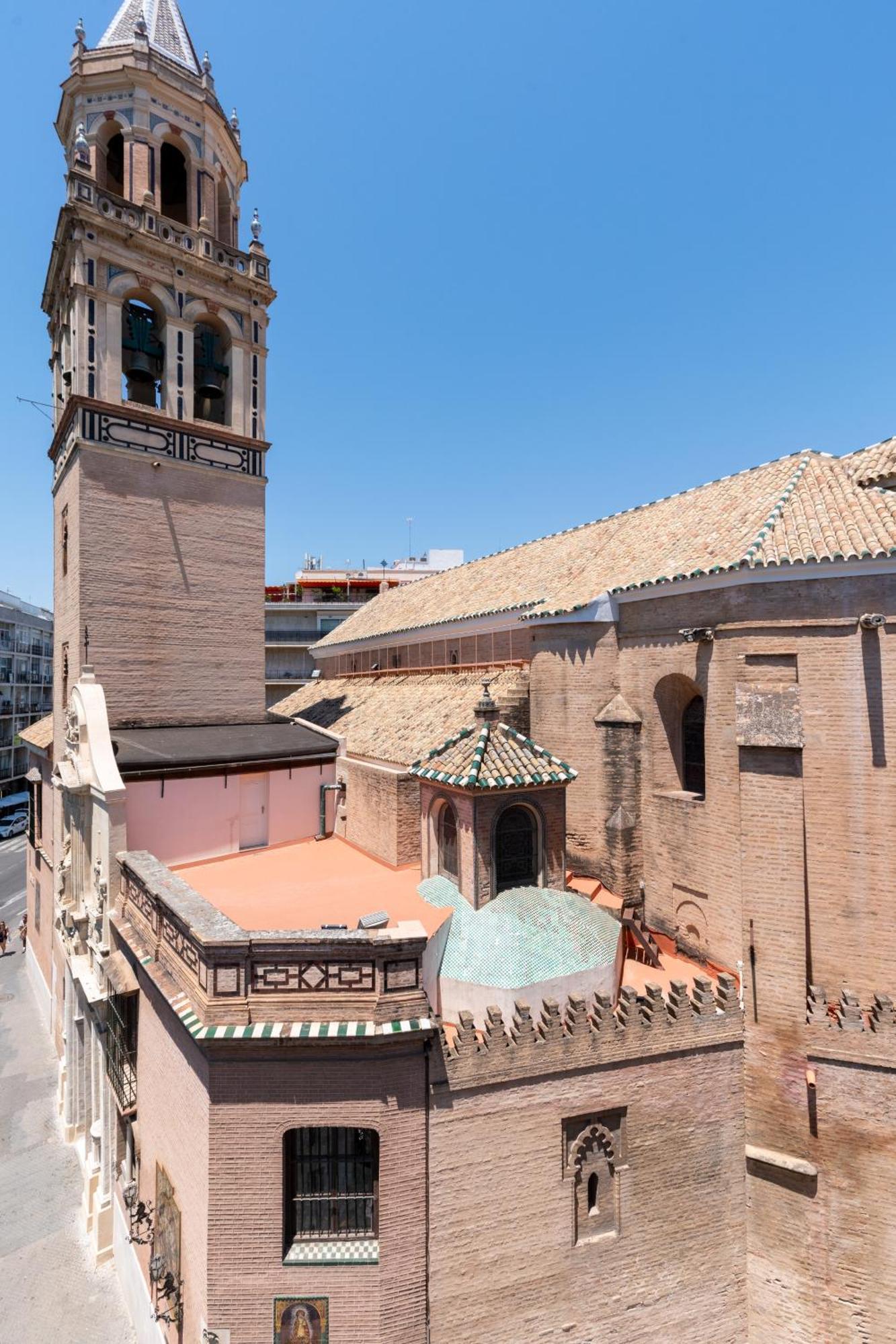Penthouse!!! Center Of Seville!!! 2 Bedroom + 2 Bath!!! Exterior photo
